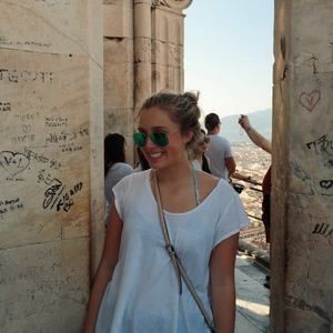 Meet your Posher, Anne raines